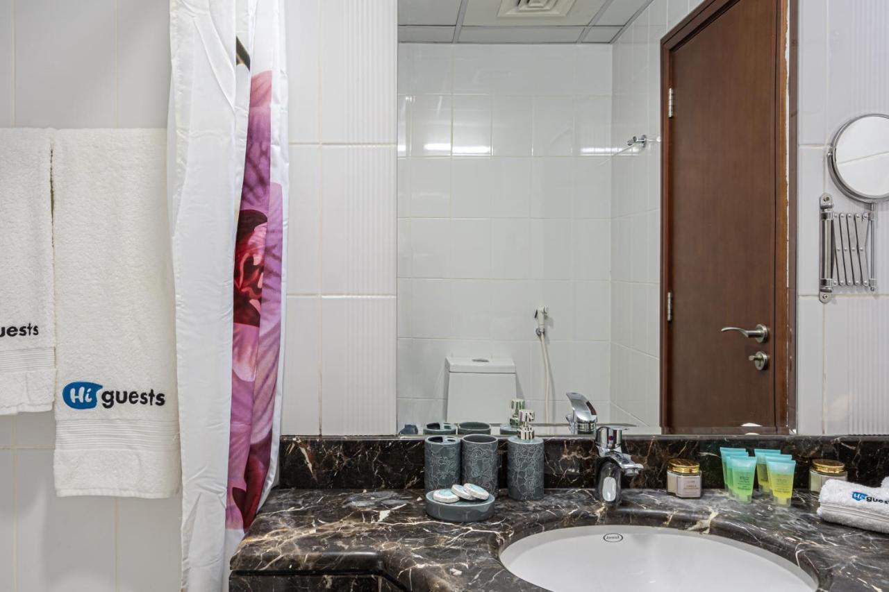 Higuests - Spacious Studio With City Views Near Dubai Mall ภายนอก รูปภาพ