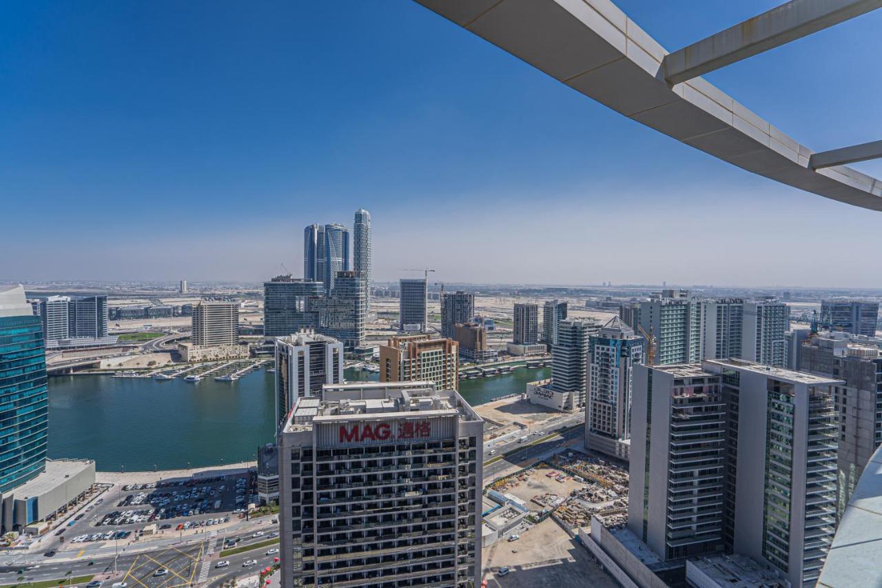 Higuests - Spacious Studio With City Views Near Dubai Mall ภายนอก รูปภาพ