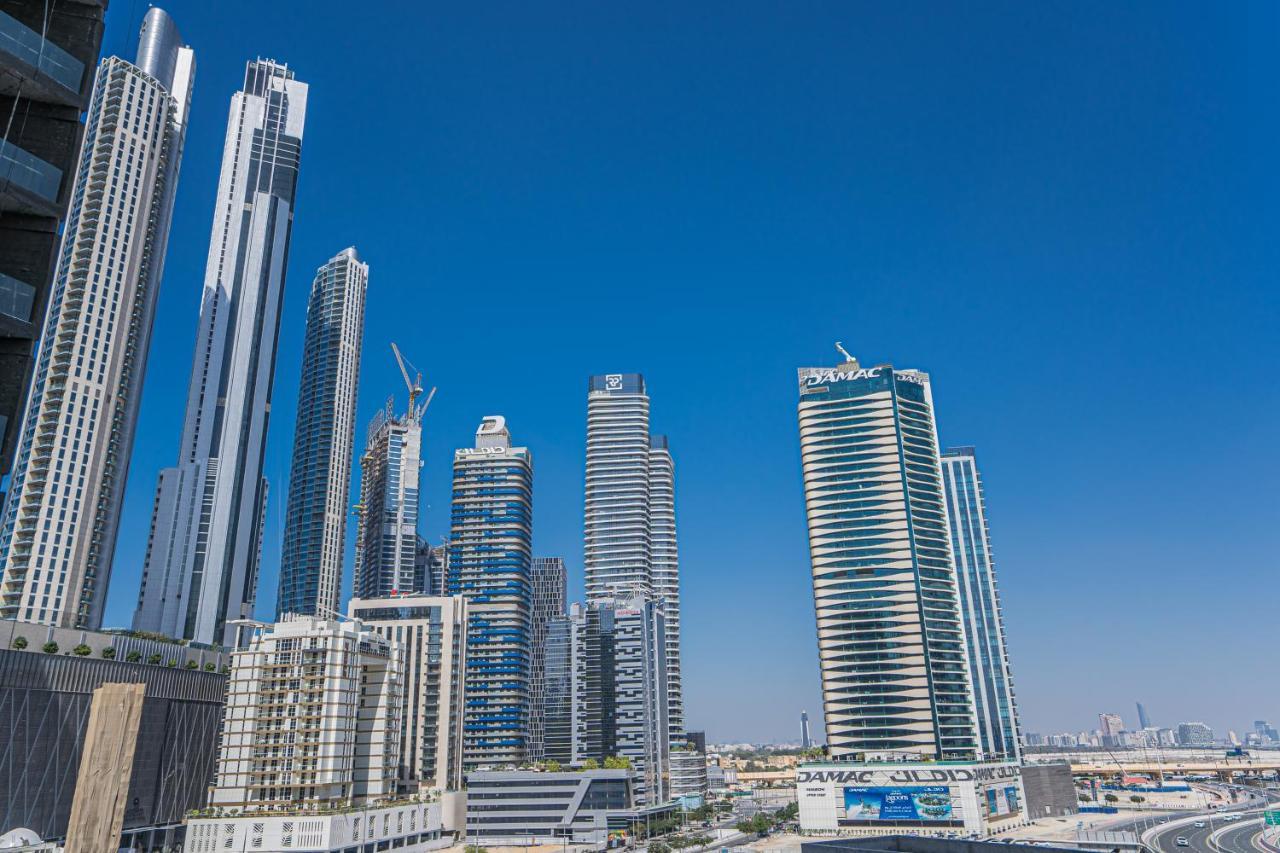 Higuests - Spacious Studio With City Views Near Dubai Mall ภายนอก รูปภาพ