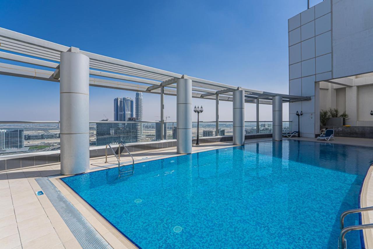 Higuests - Spacious Studio With City Views Near Dubai Mall ภายนอก รูปภาพ